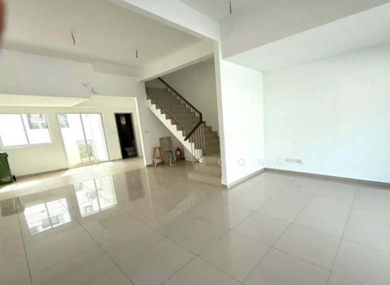 2-storey Terraced House for Sale in Bandar Gamuda Gardens (Rawang) - Carol Soong - Living Room - PropertyGuru.com.my