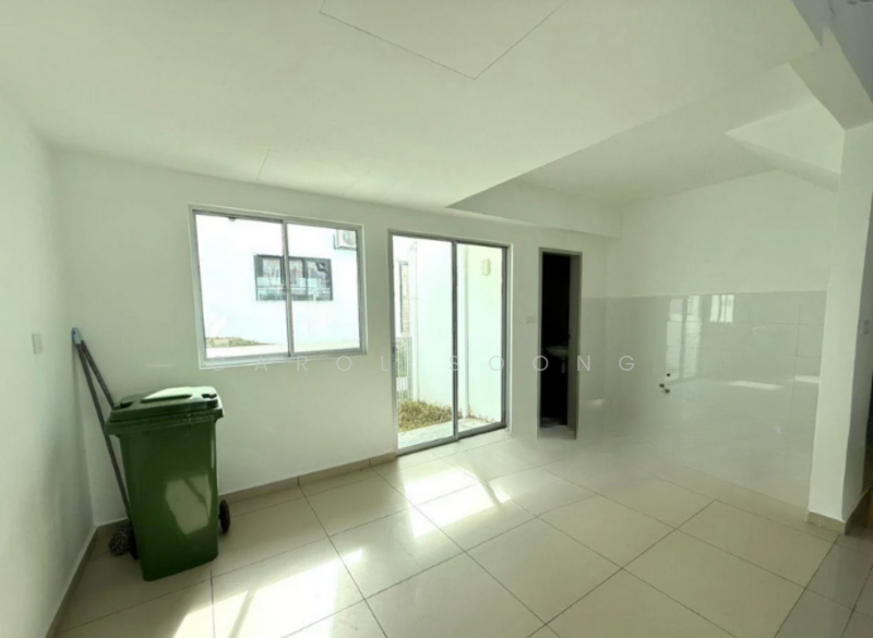 2-storey Terraced House for Sale in Bandar Gamuda Gardens (Rawang) - Carol Soong - Kitchen - PropertyGuru.com.my