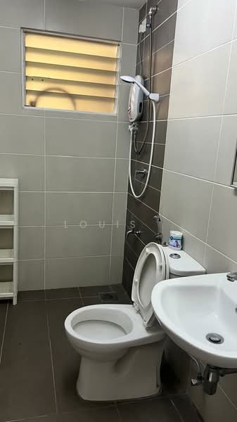 Condominium for Rent at Paraiso Residence @ The Earth - Louis . - Bathroom - PropertyGuru.com.my
