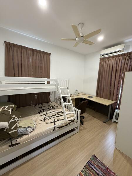 Rumah Berkembar untuk Dijual di Batu Ferringhi (Penang) - Rick Goh - Bedroom - PropertyGuru.com.my