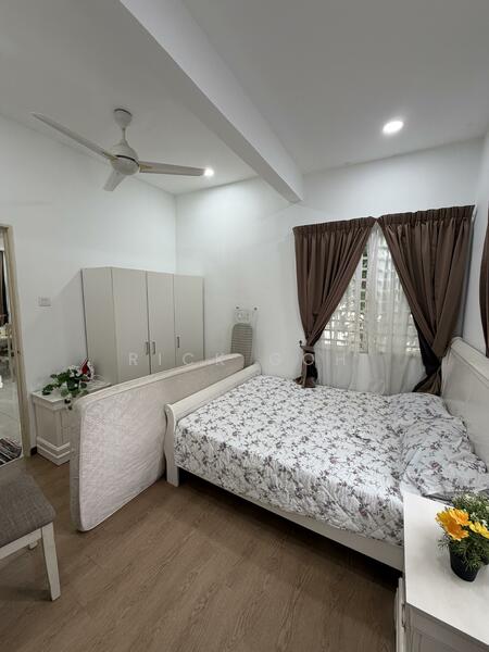 Rumah Berkembar untuk Dijual di Batu Ferringhi (Penang) - Rick Goh - Bedroom - PropertyGuru.com.my