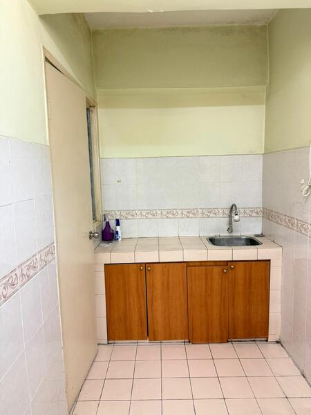Pangsapuri untuk Dijual di Pelangi Damansara - Ashley Wong - Kitchen - PropertyGuru.com.my
