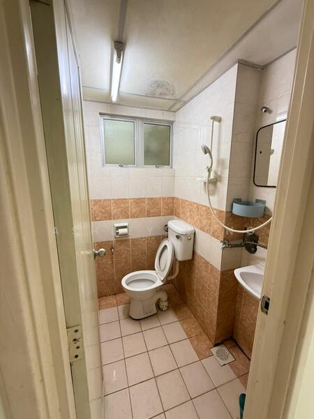 Pangsapuri untuk Dijual di Pelangi Damansara - Ashley Wong - Bathroom - PropertyGuru.com.my