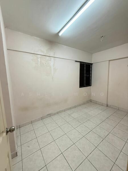 Pangsapuri untuk Dijual di Pelangi Damansara - Ashley Wong - Bedroom - PropertyGuru.com.my