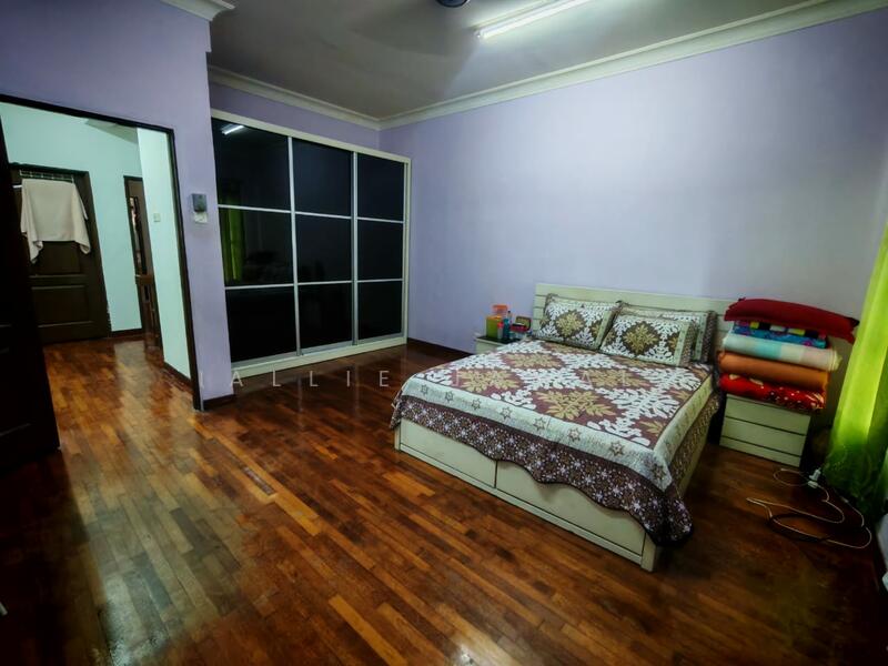 2-storey Terraced House for Sale in Subang Bestari (Shah Alam) - Allie Jamal - Bedroom - PropertyGuru.com.my