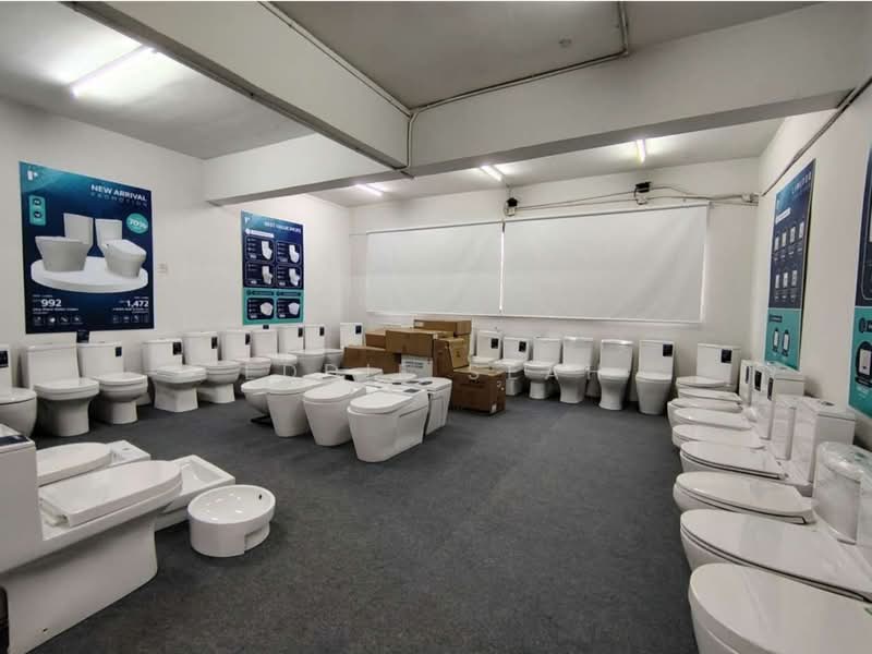 Kedai / Pejabat untuk Dijual di Kepong Baru (Kepong) - Eddie Seah - Bathroom - PropertyGuru.com.my