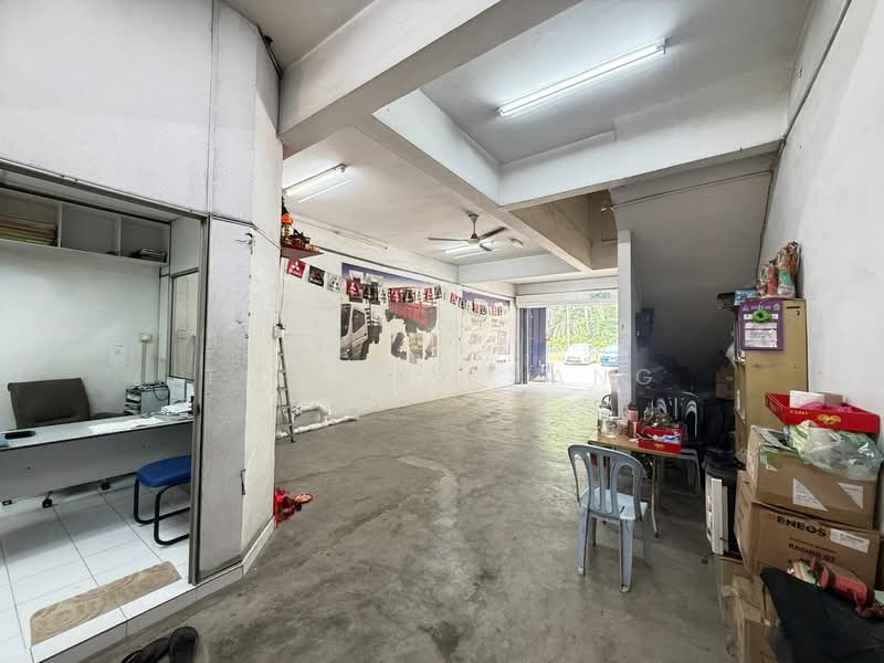 Shop for Sale in Rawang (Selangor) - Tiffany Yang - Interior - PropertyGuru.com.my
