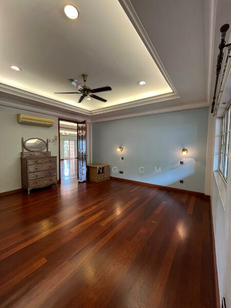 Untuk Dijual - Bukit Gasing【Swimming Pool Bungalow】