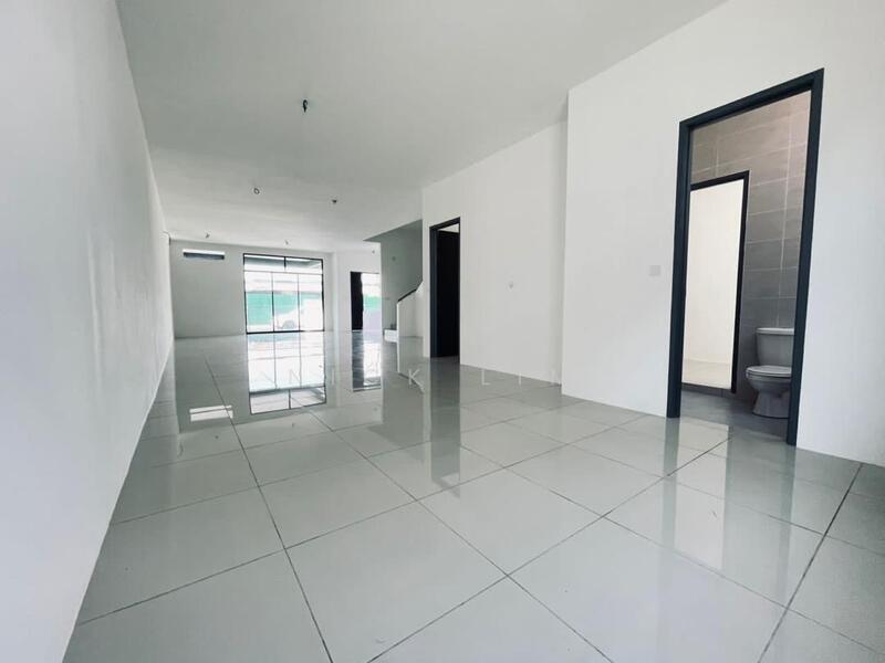 For Sale - 2 Storey Superlink Terrace House @ Taman Desa Impian, Alma
