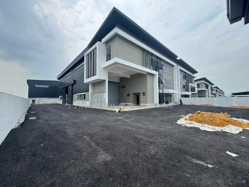 Semi-D Factory for Rent in Taman Sepang (Sepang) - Zakee Chan - Exterior - PropertyGuru.com.my