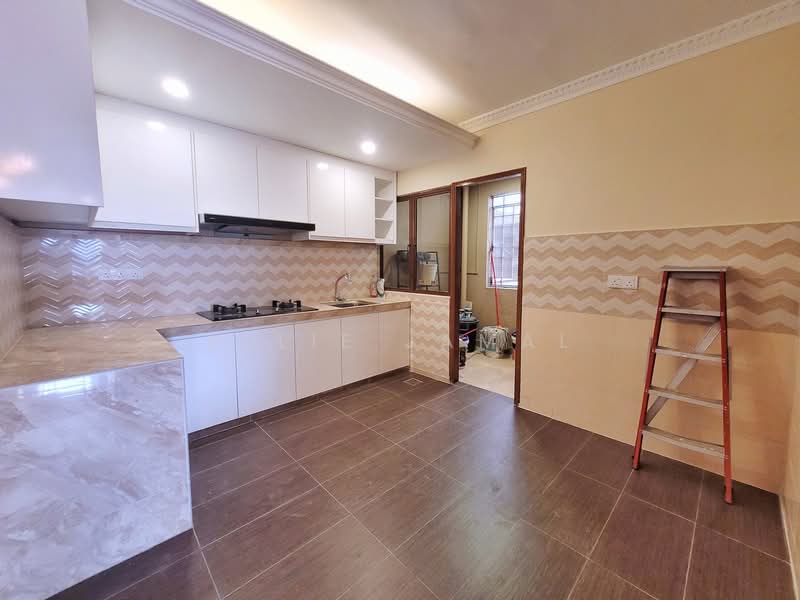 Condominium for Sale at Palm Spring @ Damansara - Allie Jamal - Kitchen - PropertyGuru.com.my