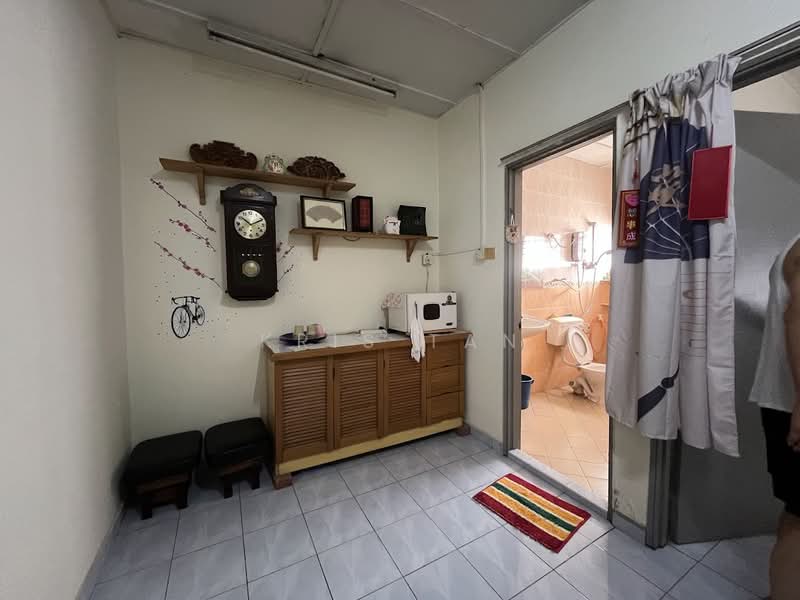 3-storey Terraced House for Sale in Ampang Jaya (Ampang) - Kris Tan - Bathroom - PropertyGuru.com.my