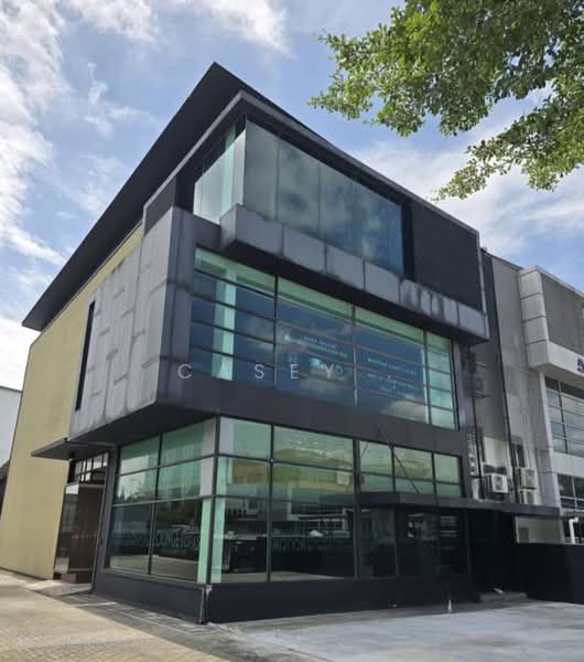 Semi-D Factory for Rent in Kota Damansara (Selangor) - Casey . - Exterior - PropertyGuru.com.my