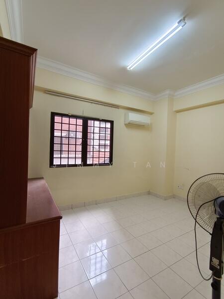 Condominium for Sale at Evergreen Park Acorn & Hazel - Jimmy Tan - Bedroom - PropertyGuru.com.my