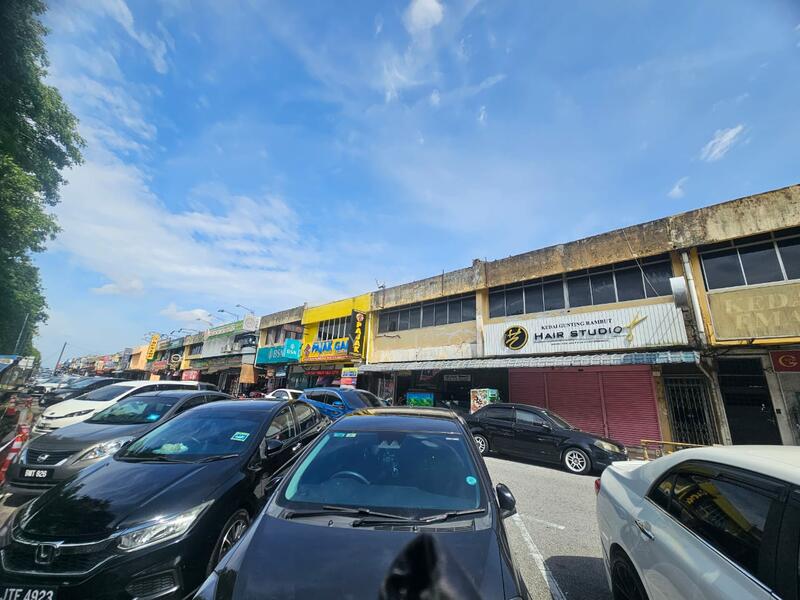 Shop for Rent in Taman Ungku Tun Aminah (Skudai) - May Low - Exterior - PropertyGuru.com.my