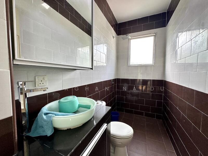 Untuk Disewa - Taman Serendah Utama