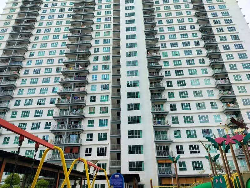 Condominium for Rent at The Golden Triangle Condominium - Pen Teo - Balcony - PropertyGuru.com.my