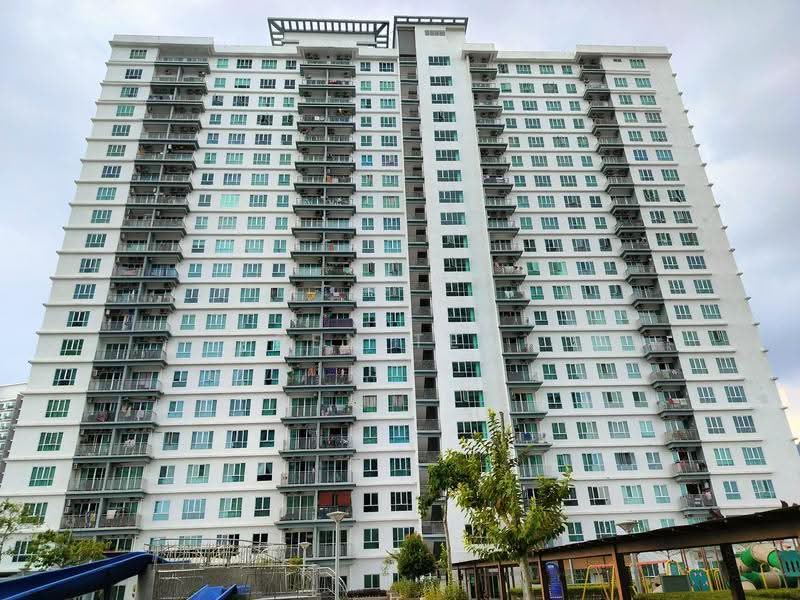 Condominium for Rent at The Golden Triangle Condominium - Pen Teo - Balcony - PropertyGuru.com.my