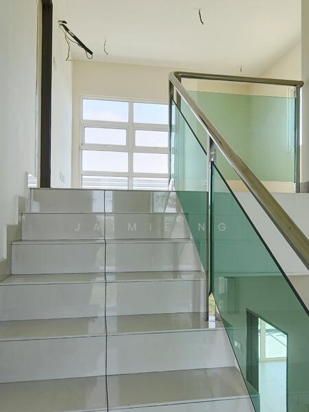 For Sale - Beringin Avenue