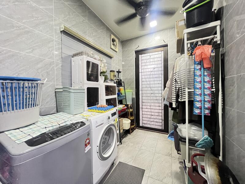 Untuk Dijual - BANDAR KINRARA