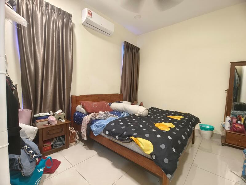 Semi-Detached House for Sale in Rawang (Selangor) - Lucy Chow - Bedroom - PropertyGuru.com.my