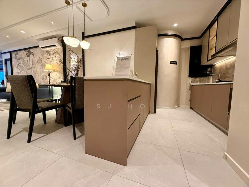 The LightHauz by Exsim - Show Unit Photo