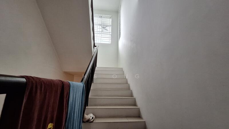 Terraced House for Sale in Bandar Botanic (Klang) - HS Ong - Staircase to 3rd floor - PropertyGuru.com.my