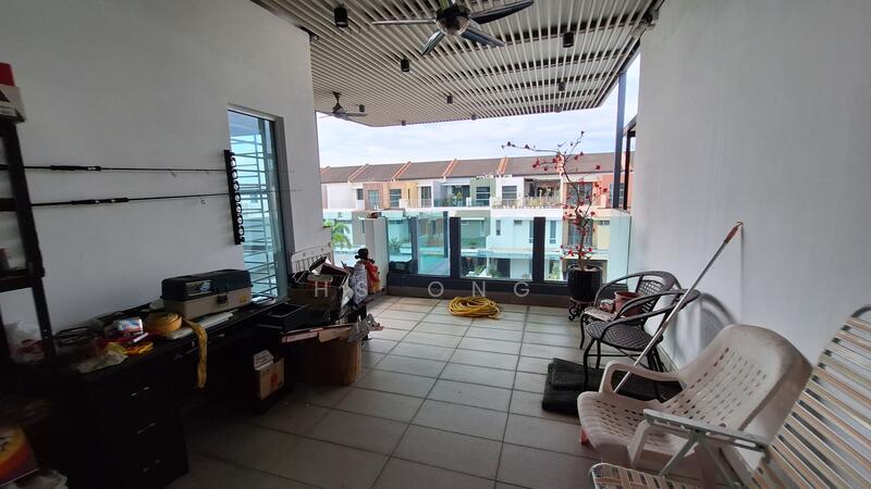 Terraced House for Sale in Bandar Botanic (Klang) - HS Ong - 3rd Floor Balcony - PropertyGuru.com.my