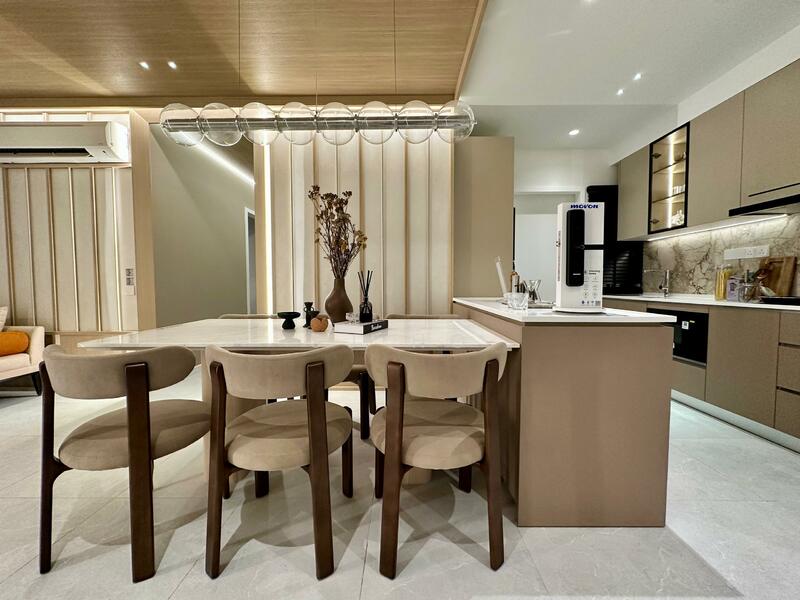 The LightHauz by Exsim - Show unit photo