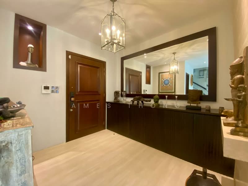 Bungalow for Sale in Seputeh (Kuala Lumpur) - James Thong - Entrance - PropertyGuru.com.my