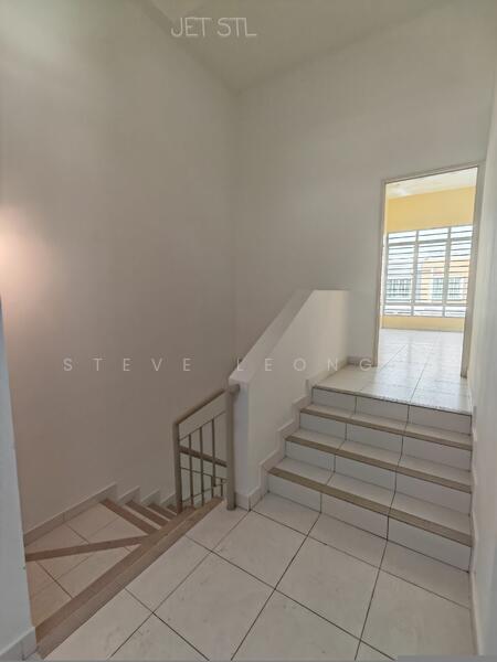 2-storey Terraced House for Sale in Setia Alam (Selangor) - Steve Leong . - Entrance - PropertyGuru.com.my