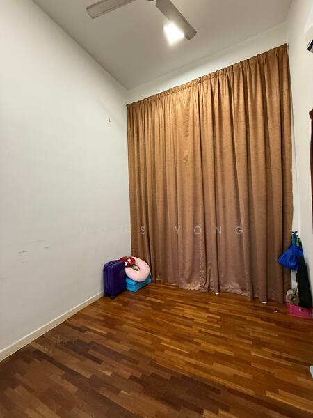 3-storey Terraced House for Sale in Lake Fields (Sungai Besi) - Lucus Yong - Bedroom - PropertyGuru.com.my