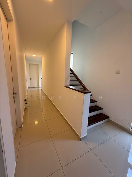 3-storey Terraced House for Sale in Lake Fields (Sungai Besi) - Lucus Yong - Corridor - PropertyGuru.com.my