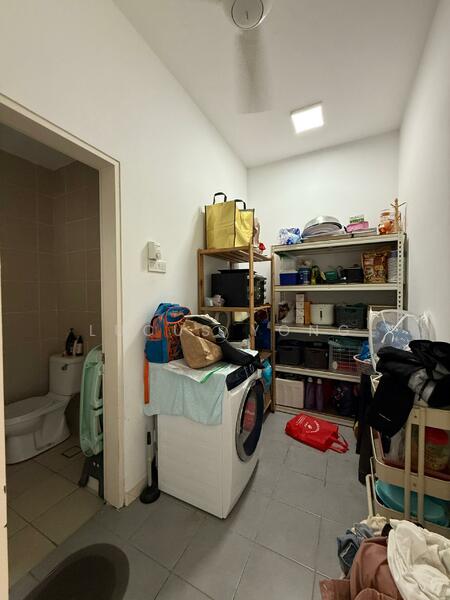 3-storey Terraced House for Sale in Lake Fields (Sungai Besi) - Lucus Yong - Bathroom - PropertyGuru.com.my