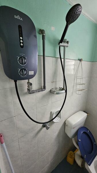 Pangsapuri untuk Dijual di Taman Pusat Kepong - Amy Ho - Bathroom - PropertyGuru.com.my