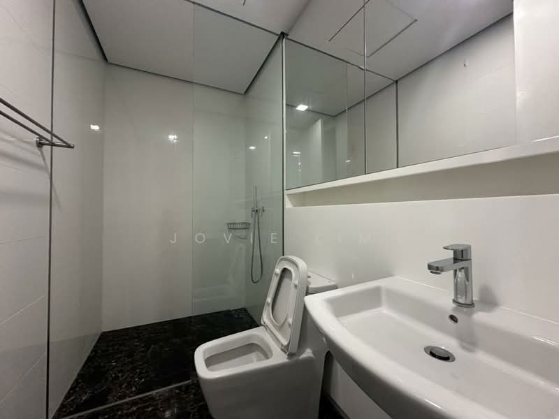 Servis Apartment untuk Dijual di Arcoris Residences - Jovie Lim - Bathroom - PropertyGuru.com.my