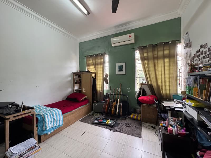 2.5-storey Terraced House for Sale in Taman Tasik Prima (Puchong) - EE Ling - Bedroom - PropertyGuru.com.my