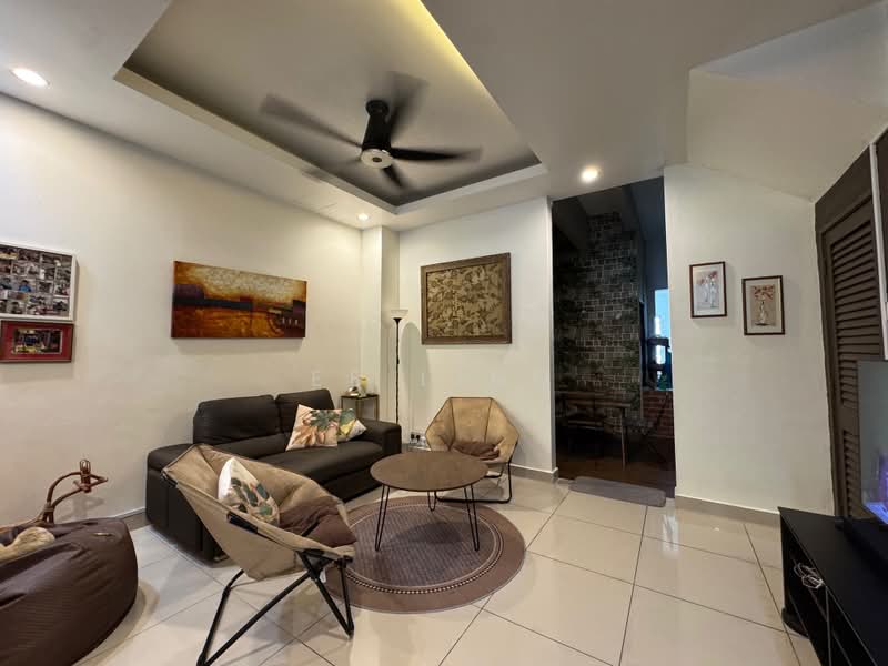 2.5-storey Terraced House for Sale in Taman Tasik Prima (Puchong) - EE Ling - Living Room - PropertyGuru.com.my