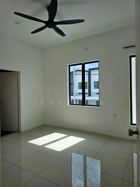 Semi-Detached House for Sale in Taman Che Wan (Ipoh) - Jessey Ng - Interior - PropertyGuru.com.my