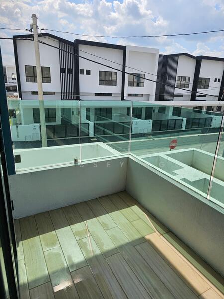 Semi-Detached House for Sale in Taman Che Wan (Ipoh) - Jessey Ng - Exterior - PropertyGuru.com.my