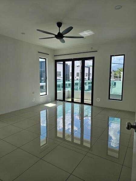 Semi-Detached House for Sale in Taman Che Wan (Ipoh) - Jessey Ng - Interior - PropertyGuru.com.my