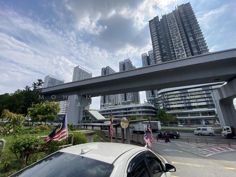 Entering KG Selamat Main Road