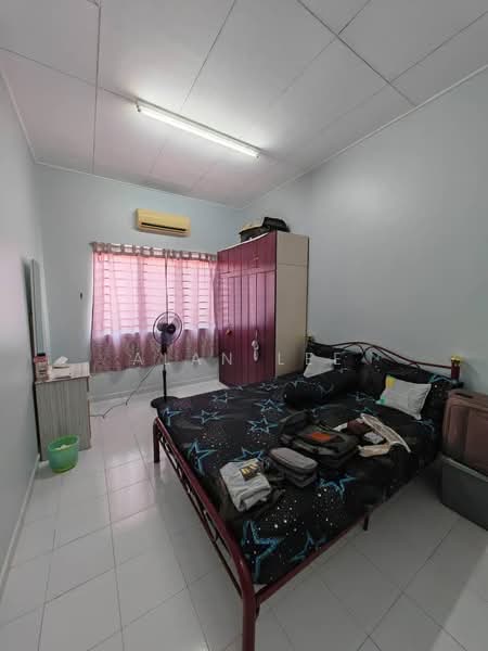 2-storey Terraced House for Sale in Taman Rakan Cheras (Cheras) - Alan Lee - Bedroom - PropertyGuru.com.my