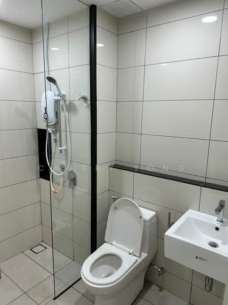 Servis Apartment untuk Disewa di Duta Park Residences - Cassey Yong - Bathroom - PropertyGuru.com.my