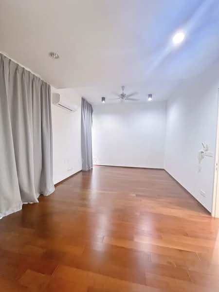 Condominium for Rent at The Breezeway - Hor Yan - Living Room - PropertyGuru.com.my