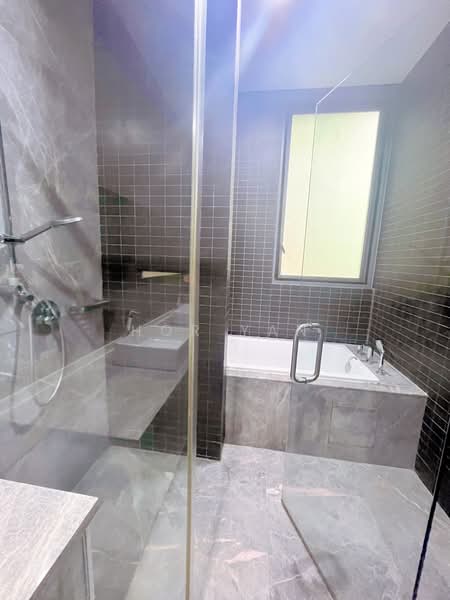 Condominium for Rent at The Breezeway - Hor Yan - Bathroom - PropertyGuru.com.my