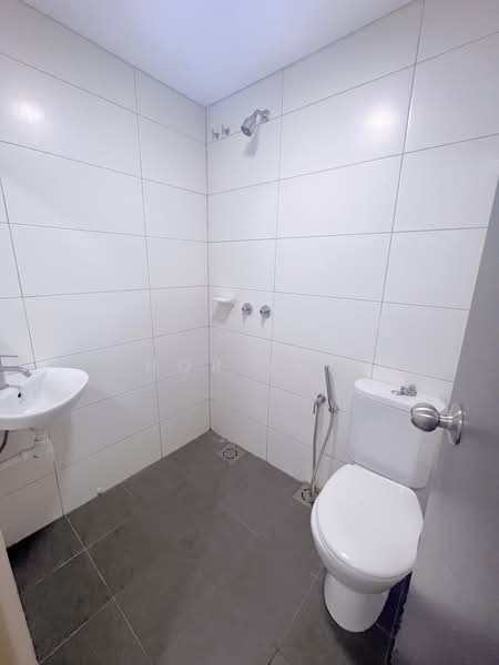 Condominium for Rent at The Breezeway - Hor Yan - Bathroom - PropertyGuru.com.my