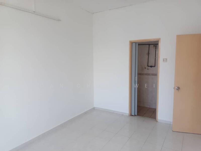 Untuk Dijual - Subang Perdana Goodyear Court 10