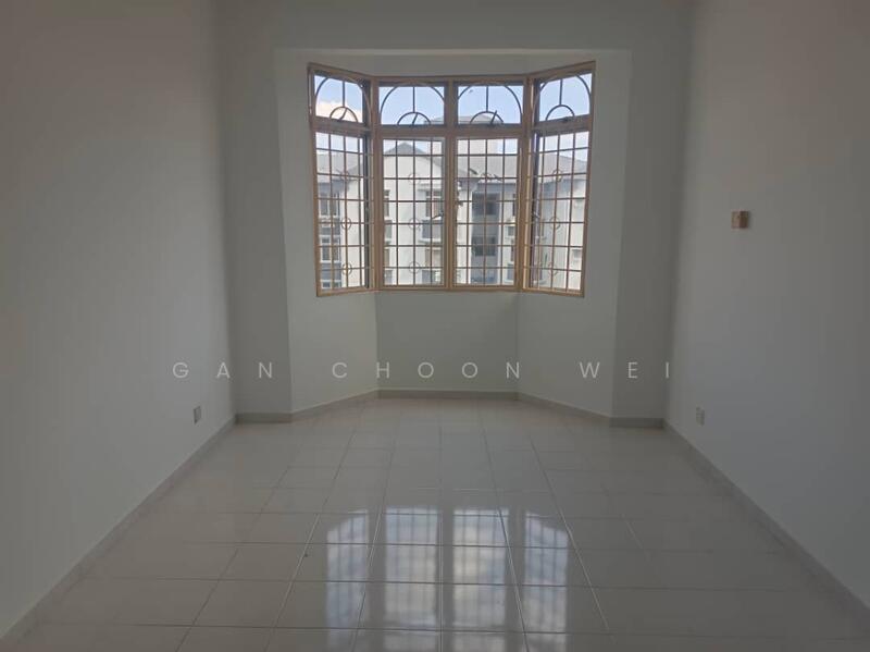 Untuk Dijual - Subang Perdana Goodyear Court 10