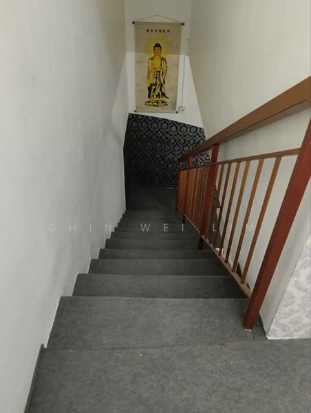 2-storey Terraced House for Sale in Taman Delima (Kluang) - Chin Wei Lim - Corridor - PropertyGuru.com.my